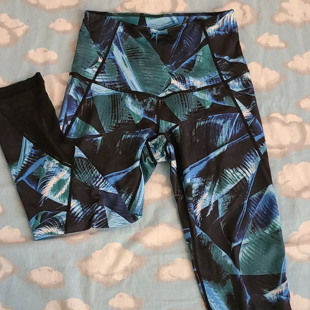 Zella crop leggings
